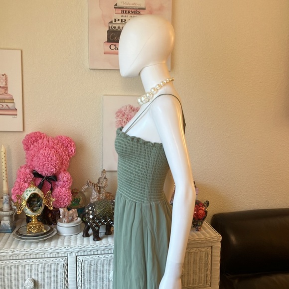 Reformation [ Firm on price ] Ceylon maxi dress in sage green Size Medium - Picture 5 of 11